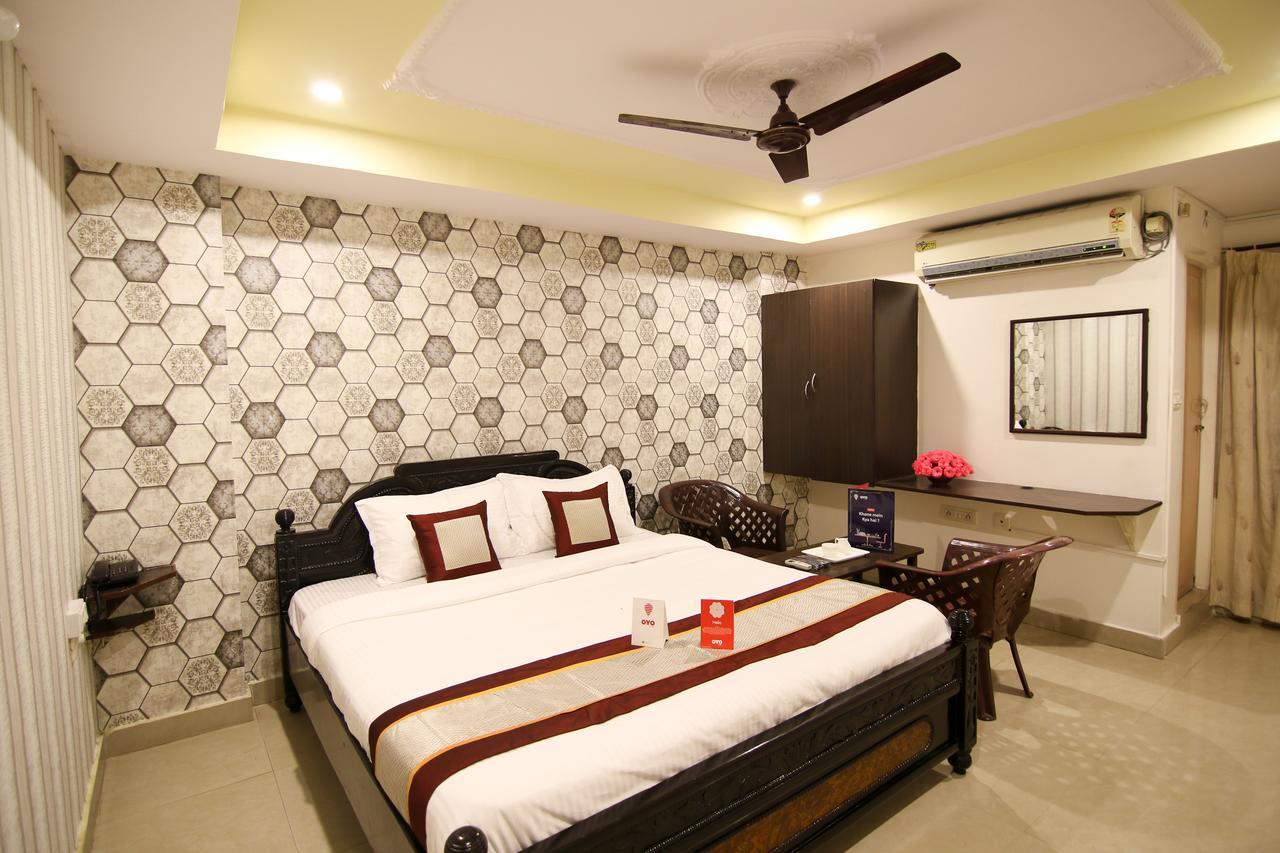 Oyo 9207 Chakri Guest House วิสาขปัตนัม ภายนอก รูปภาพ